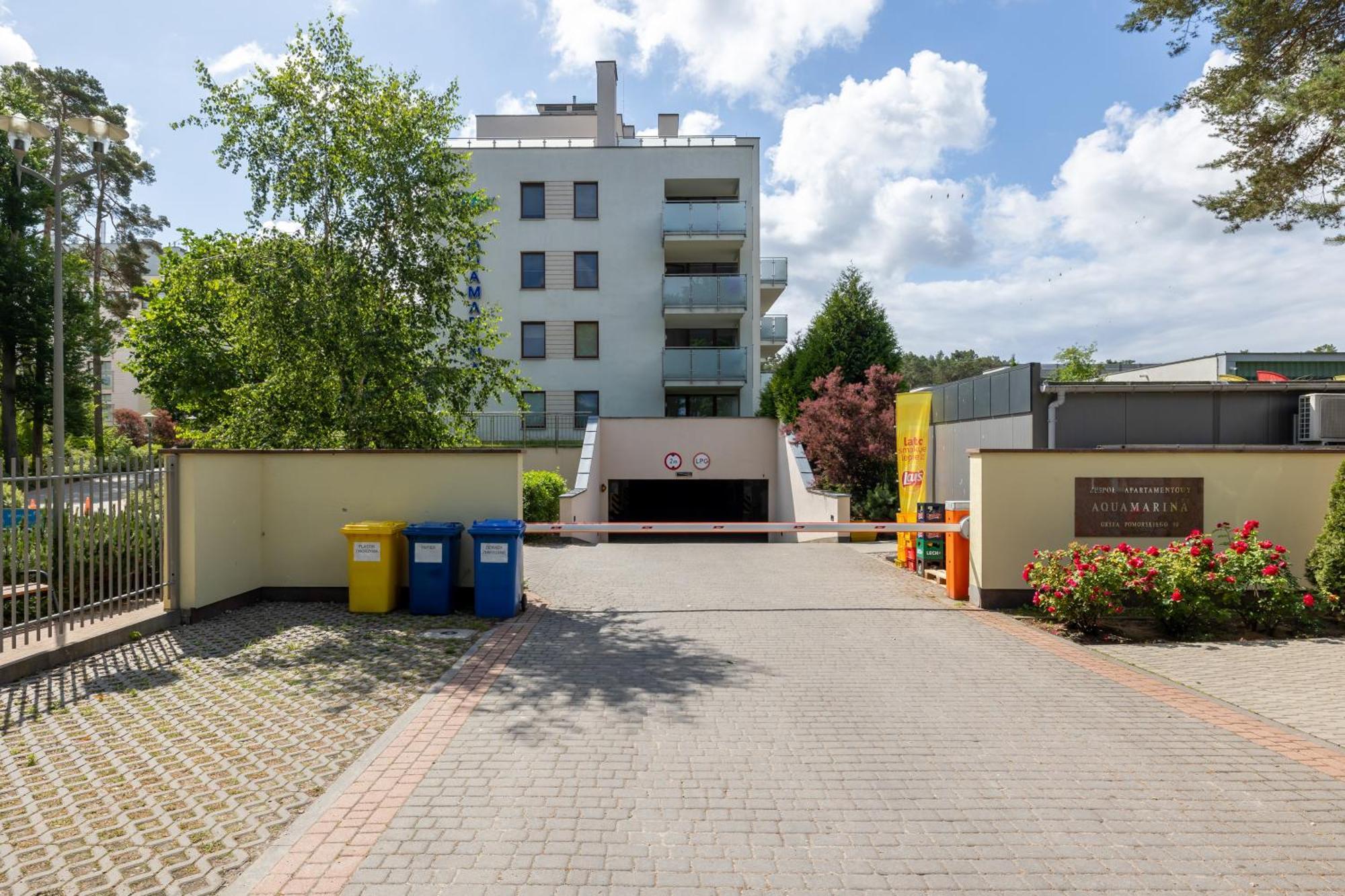 Aquamarina Apartment With Terrace - Close To The Beach - By Renters Miedzyzdroje Exterior foto